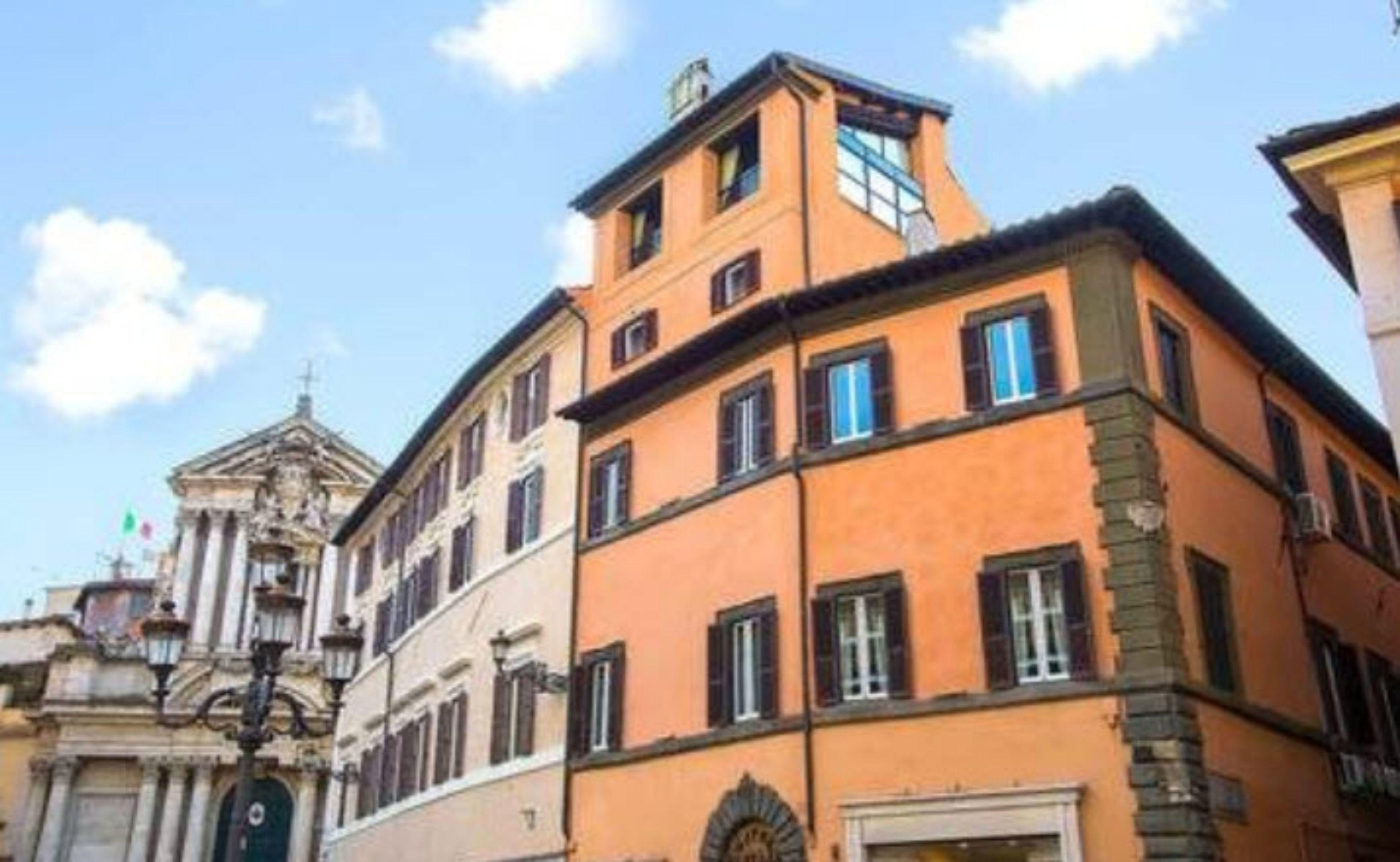 Hotel Fontana — Photos 1
